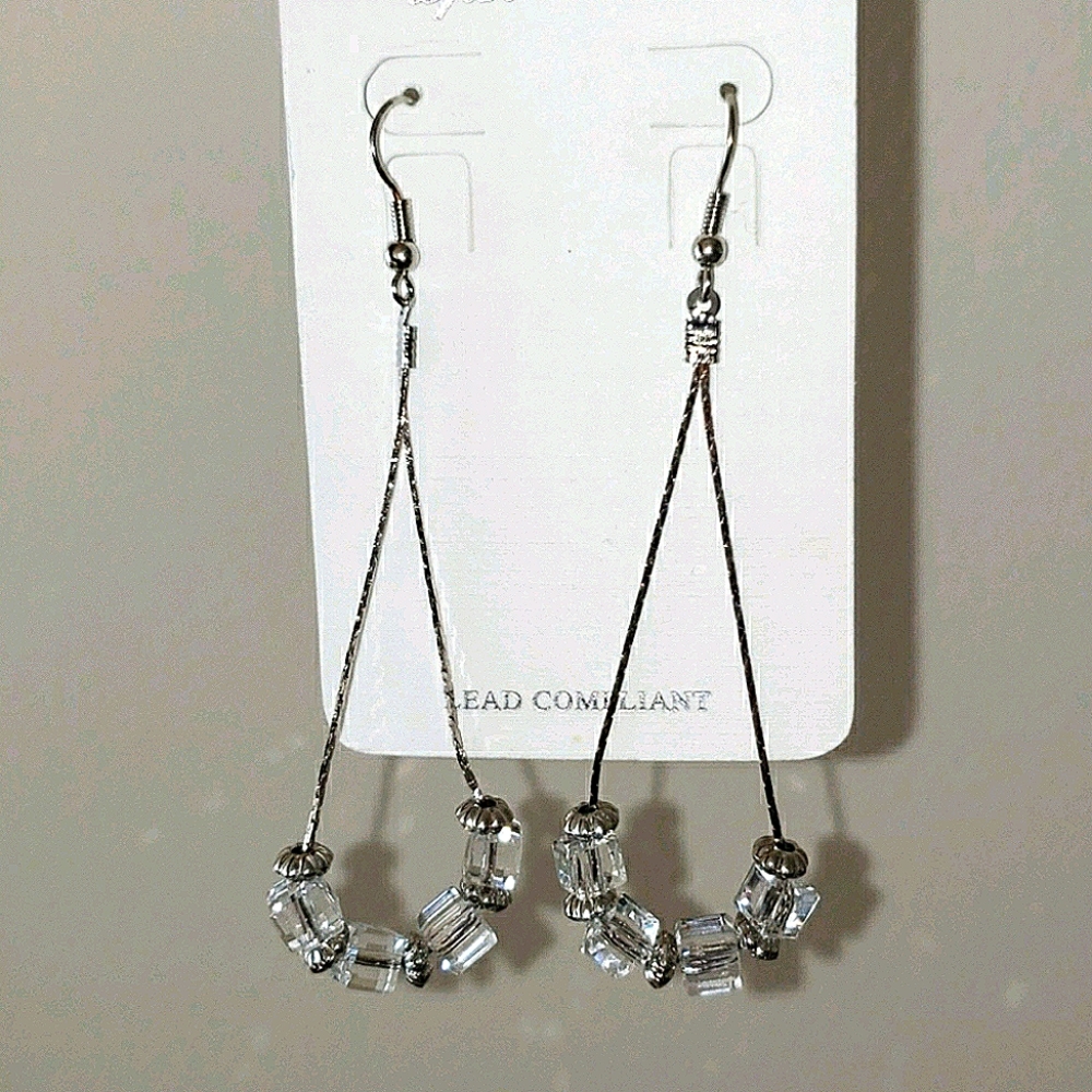 Pretty Dangling earings